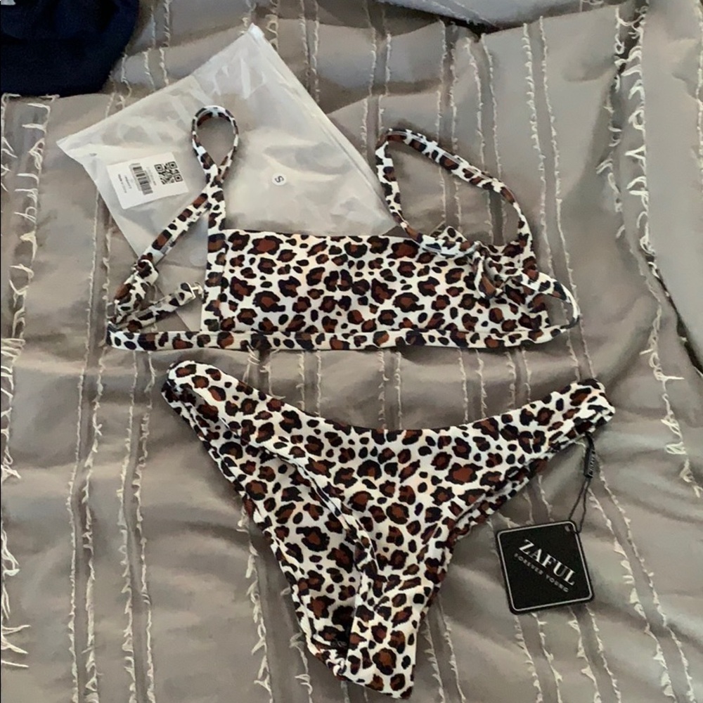 ZAFUL Animal Print Ribbed Bikini Set